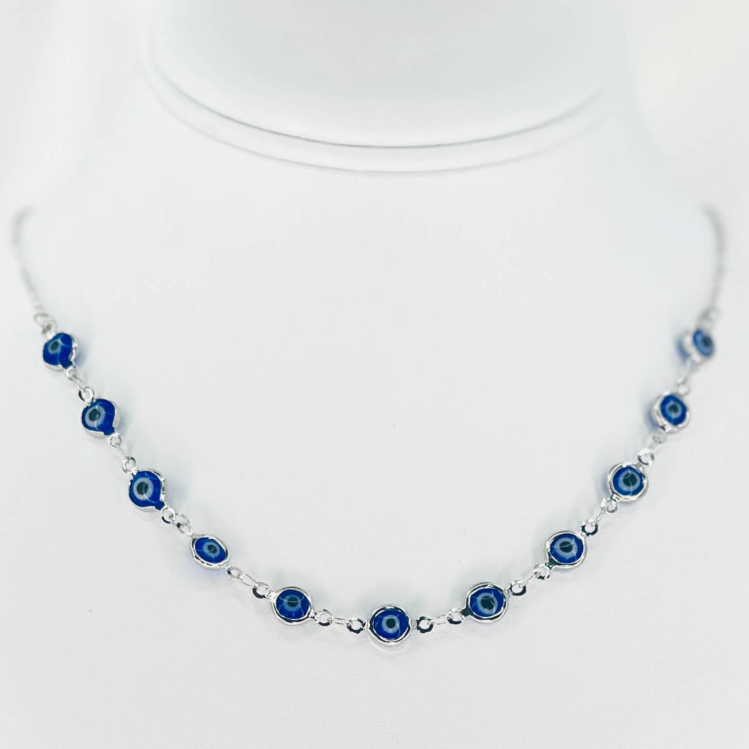 Navy Evil Eye Chain Necklace – A Modern Twist on Classic 